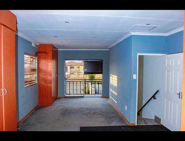 3 BEDROOM HOUSE FOR SALE IN SONNEVELD